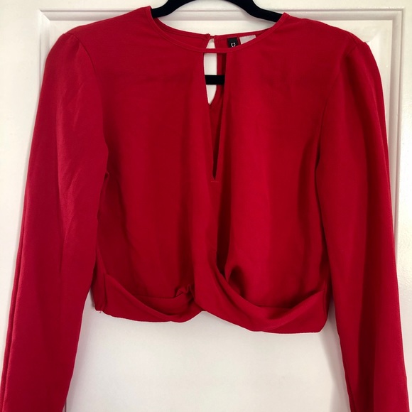 H&M Crop Top - Picture 2 of 5